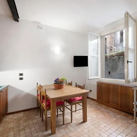 Ferienwohnung Casa Giada Varenna Exterior foto